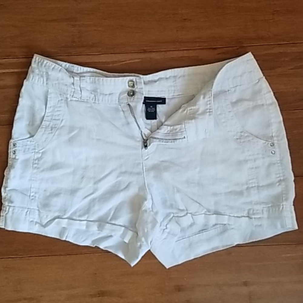 INC LINEN Shorts (10)